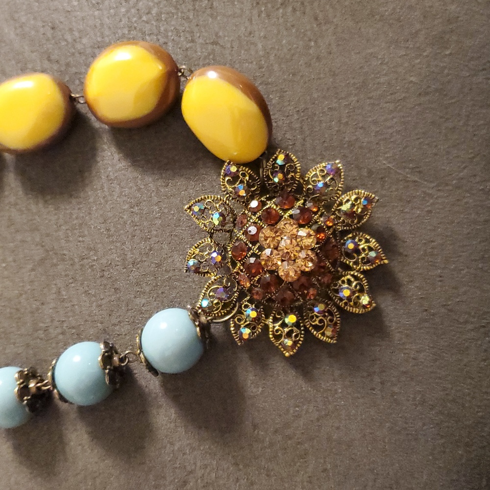 Plunder Design Floral Statement Necklace Blue Yellow Rhinestone Pendant - Picture 2 of 6